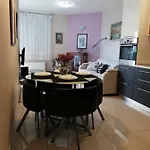 Near Beach Apartment Reno With Private Parking