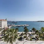Palazzo Romano Suite 2