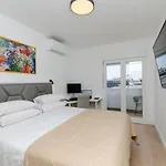 Modern Living Apartment Airy