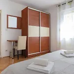 Apartment Sunce 1-Bedroom Apartment In Split