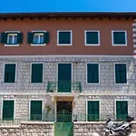 Luxurious Apartment Bella Lux In City Center With Free Parking Included!