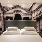 Split City Centre Room