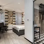 Split City Centre Room