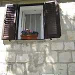 Apartment Sweet Home