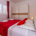 Apartment Andela 2Bdrs & Free Wifi