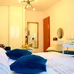 Del Mar Apartment