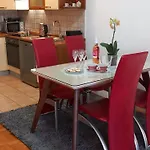 Apartment Harmony - Pleasant And Comfortable Place With A Balcony And A Secured Garage