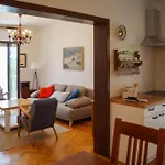 Forest Park Nest Apartment, Near Centre, With Free Parking