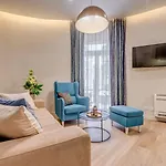 Royal Theatre Apartment