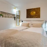 Luxury Lifestyle Rooms