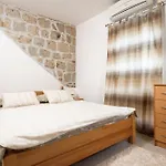 La Perla Luxury Apartments