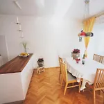 Apartman Majda