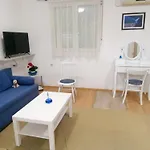 Studio Apartman Marita