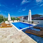 Casa Bella