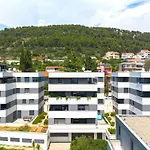 Stunning Kasuni Beach Apartments In Split