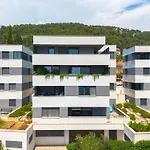Luxury Bella Vista Holidays @ Kasuni Beach