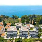 Luxury Bella Vista Holidays @ Kasuni Beach