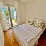 Beach Apartment Summertime