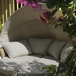 Luxury Suite Jasmin-Two Bedroom Suite With Hot Tub