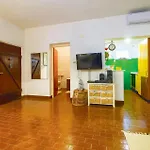 2 Bedroom Cozy Home In Zrnovnica