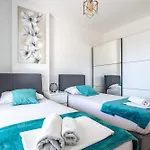Luxury Penthouse Papic With Jacuzzi & The View