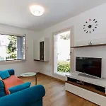 Apartment West Coast
