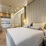 K&K2 Luxury Studios