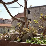 Old City Varos 1