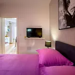 Apartman Candy Split With Jacuzzi And Parking Place