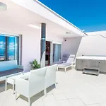 Penthouse Apartment With Terrace And Hot Tub - Ivan