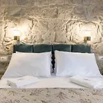 Bonbon Old Town Private En-Suite Room