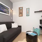 Mariva Luxury Apartment