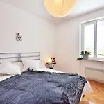 Apartments Rozmaric