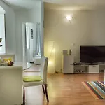 West Wall Apartment