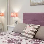 Old City Luxury Apartment Iris