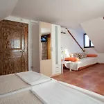 Apartments Antica