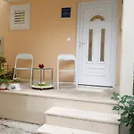 Apartment Ante