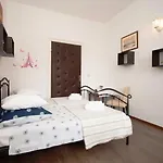 Apartments Angie
