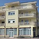 Apartments Vip