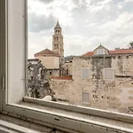 Split Palace View