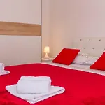 Apartment Ema