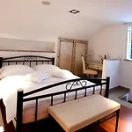 Mama Palace