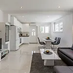Apartments Amore