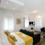 Studio Apartman Fictilis