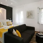 Studio Apartman Fictilis