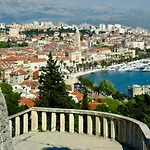 Single Rooms In The Heart Of Split