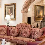Villa Nepos Hotel
