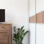 New Modern Apartment Near A Beach In Center