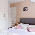 New Modern Apartment Near A Beach In Center