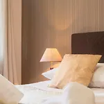 Golden Split Rooms